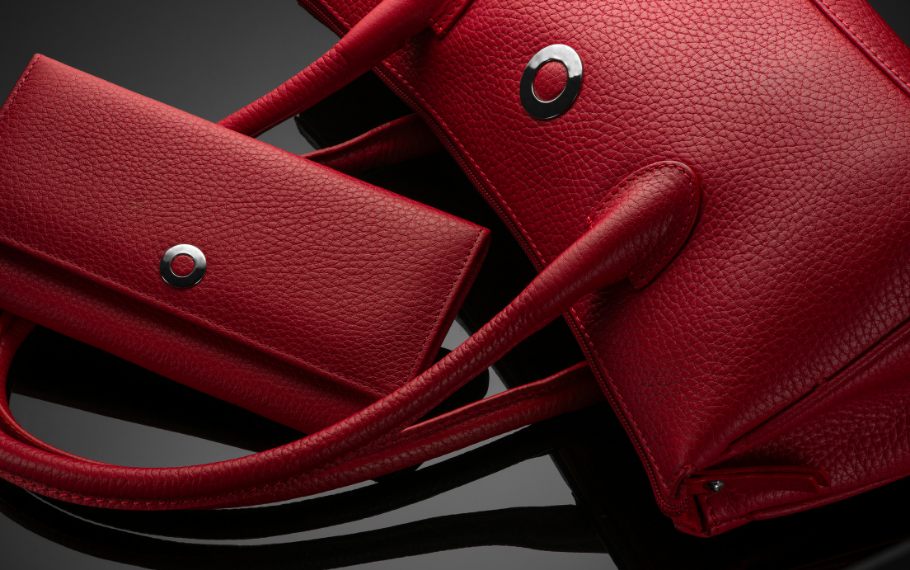 イメージ画:バッグ財布